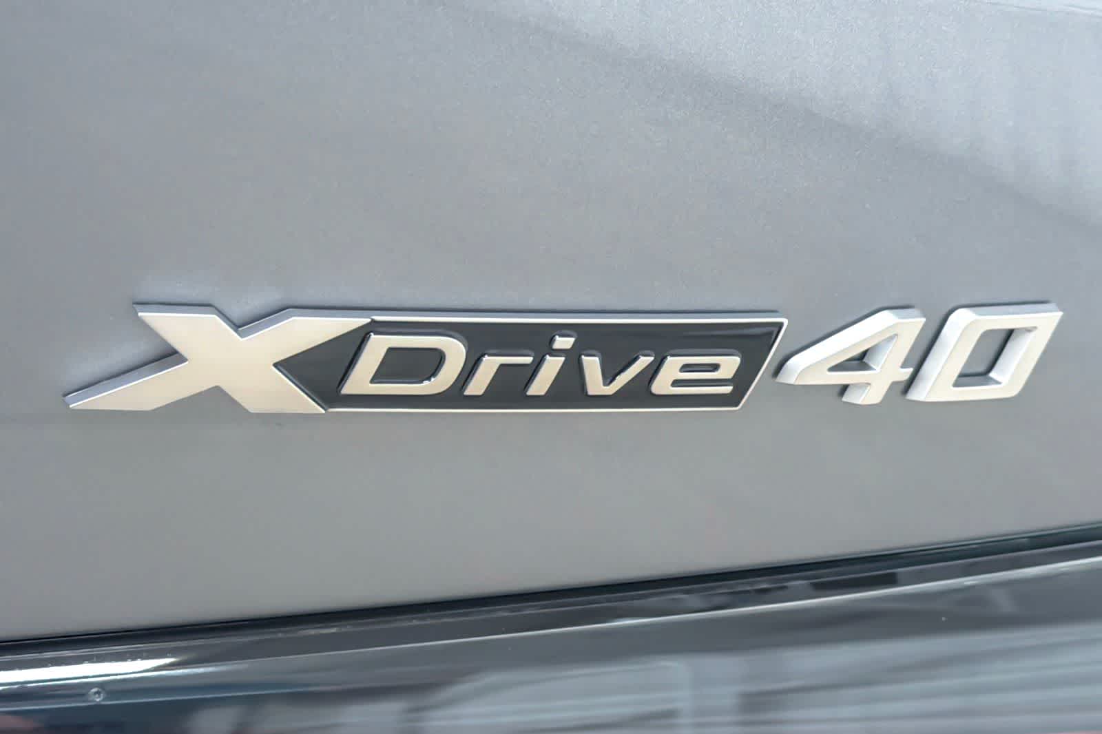 Thumbnail: 2026 BMW i4 - 25
