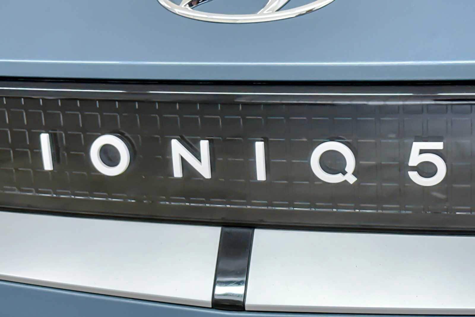 Thumbnail: 2024 Hyundai Ioniq 5 - 28