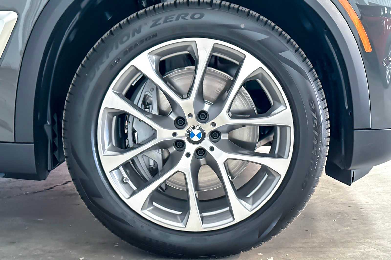 Thumbnail: 2026 BMW X5 - 25