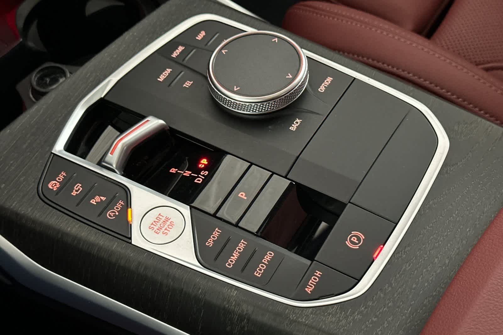 Thumbnail: 2024 BMW 3 Series - 21