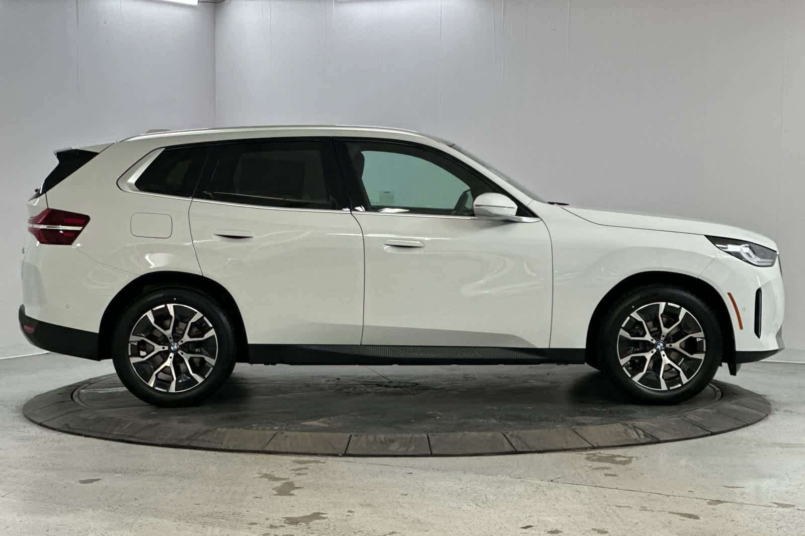 2025 BMW X3 3.0i 8