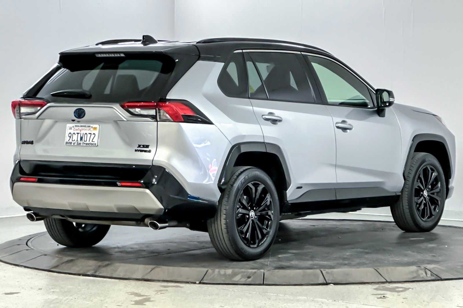 Thumbnail: 2022 Toyota RAV4 - 2