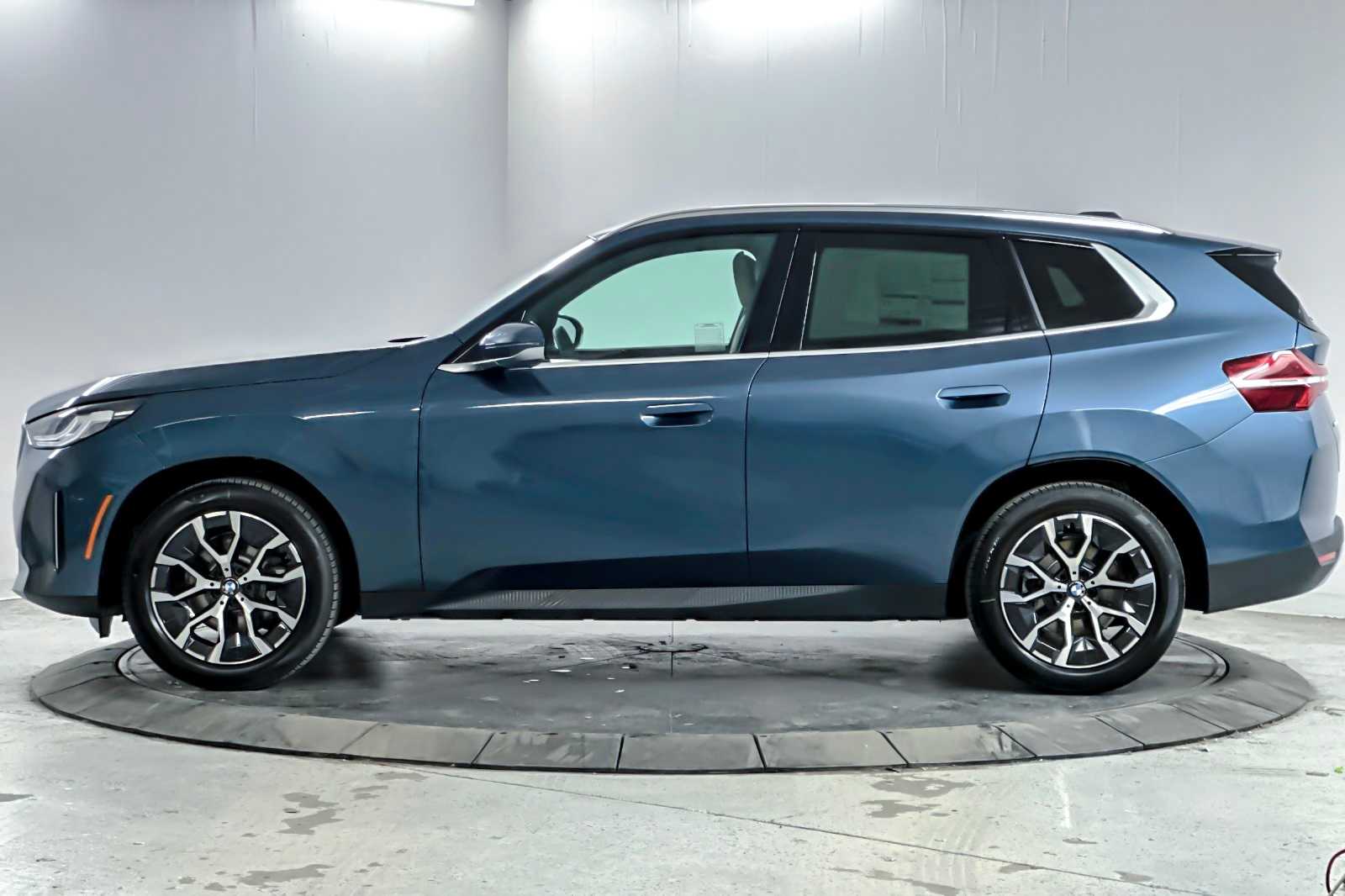 Thumbnail: 2026 BMW X3 - 5