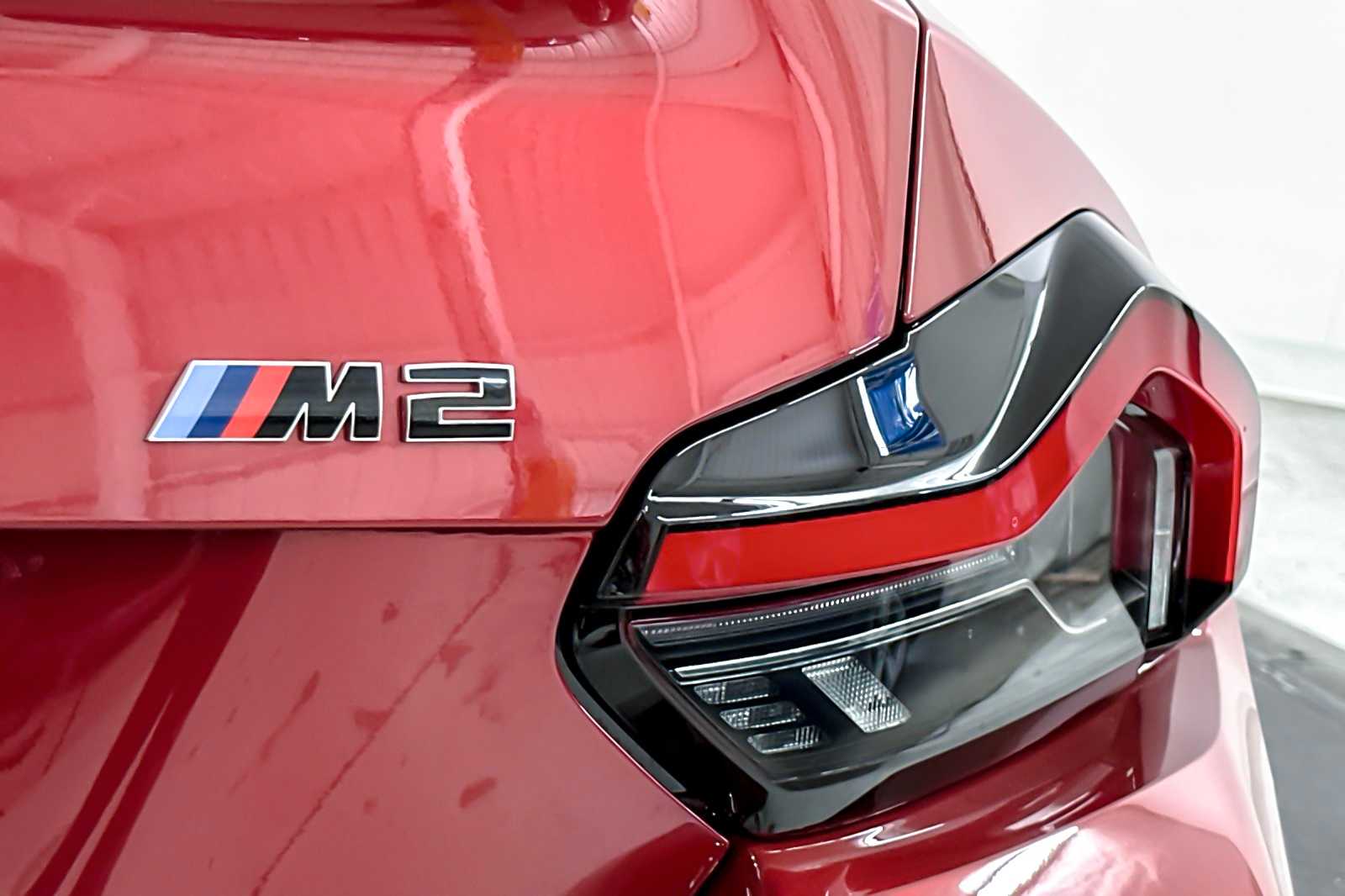 Thumbnail: 2025 BMW M2 - 25