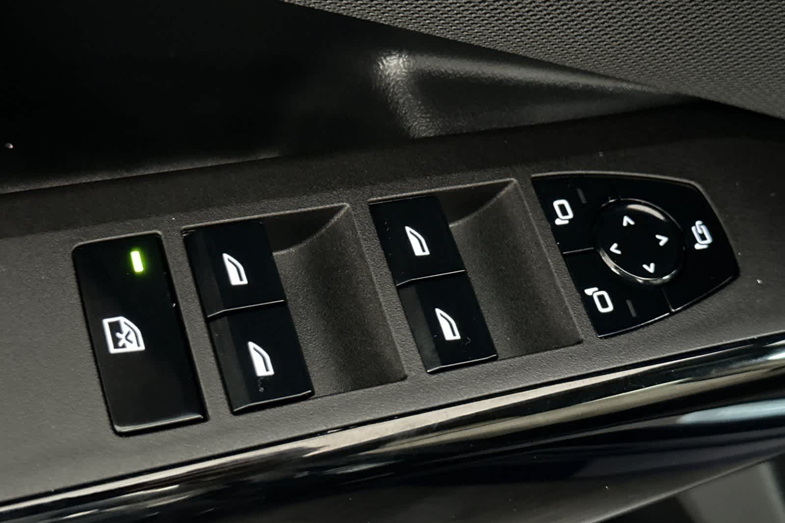 Thumbnail: 2026 BMW X3 - 13