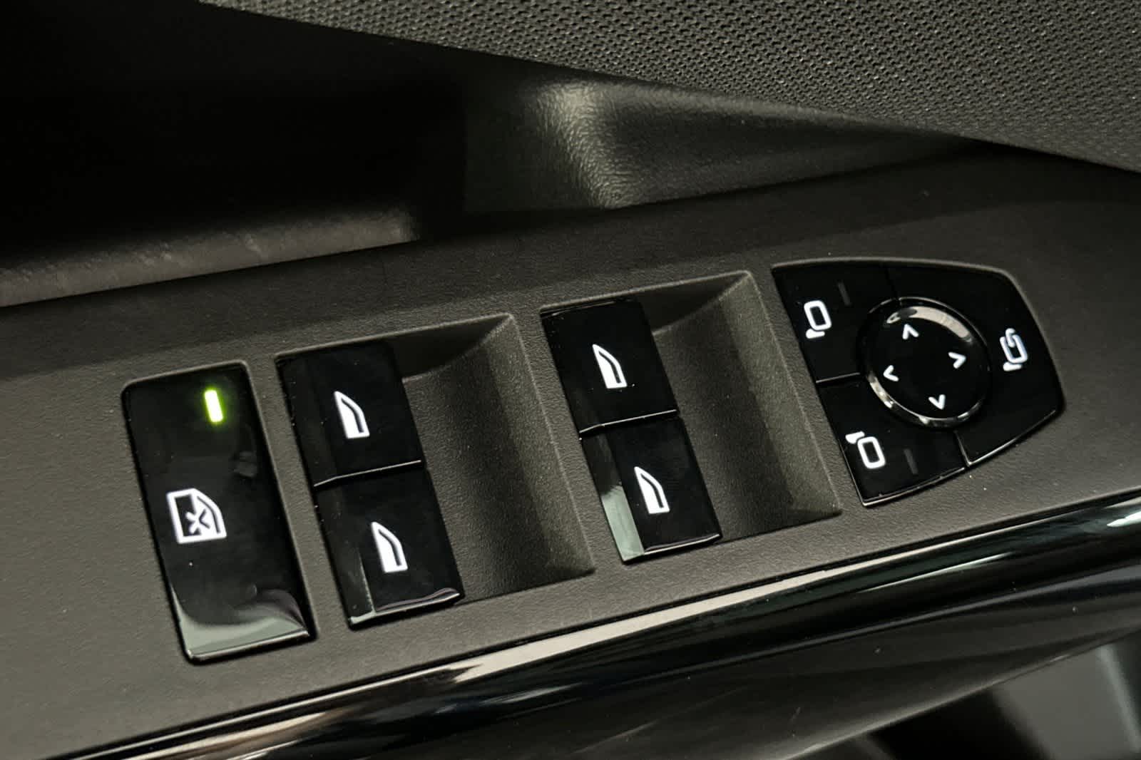 Thumbnail: 2026 BMW X3 - 13