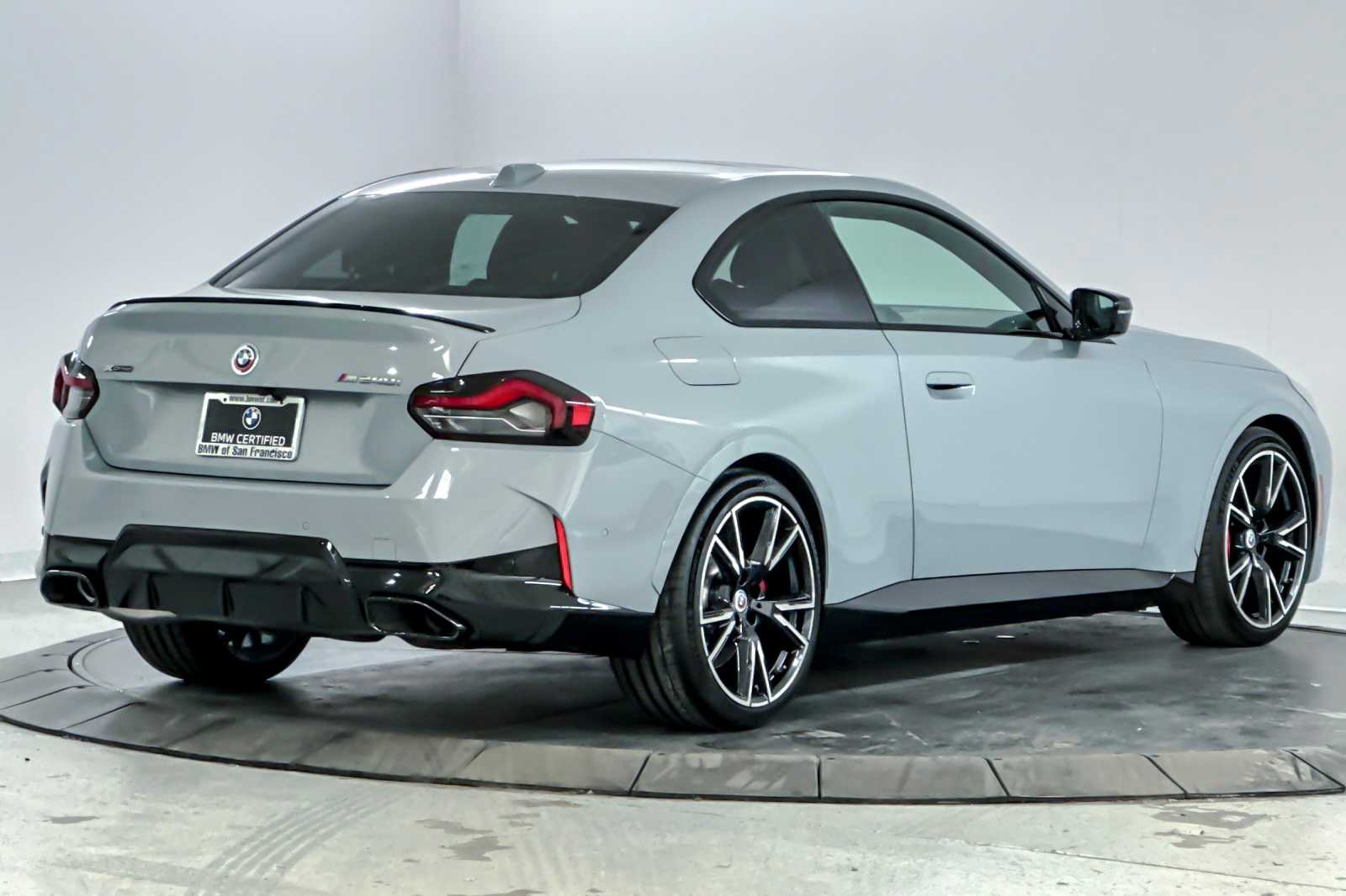 Thumbnail: 2023 BMW 2 Series - 2