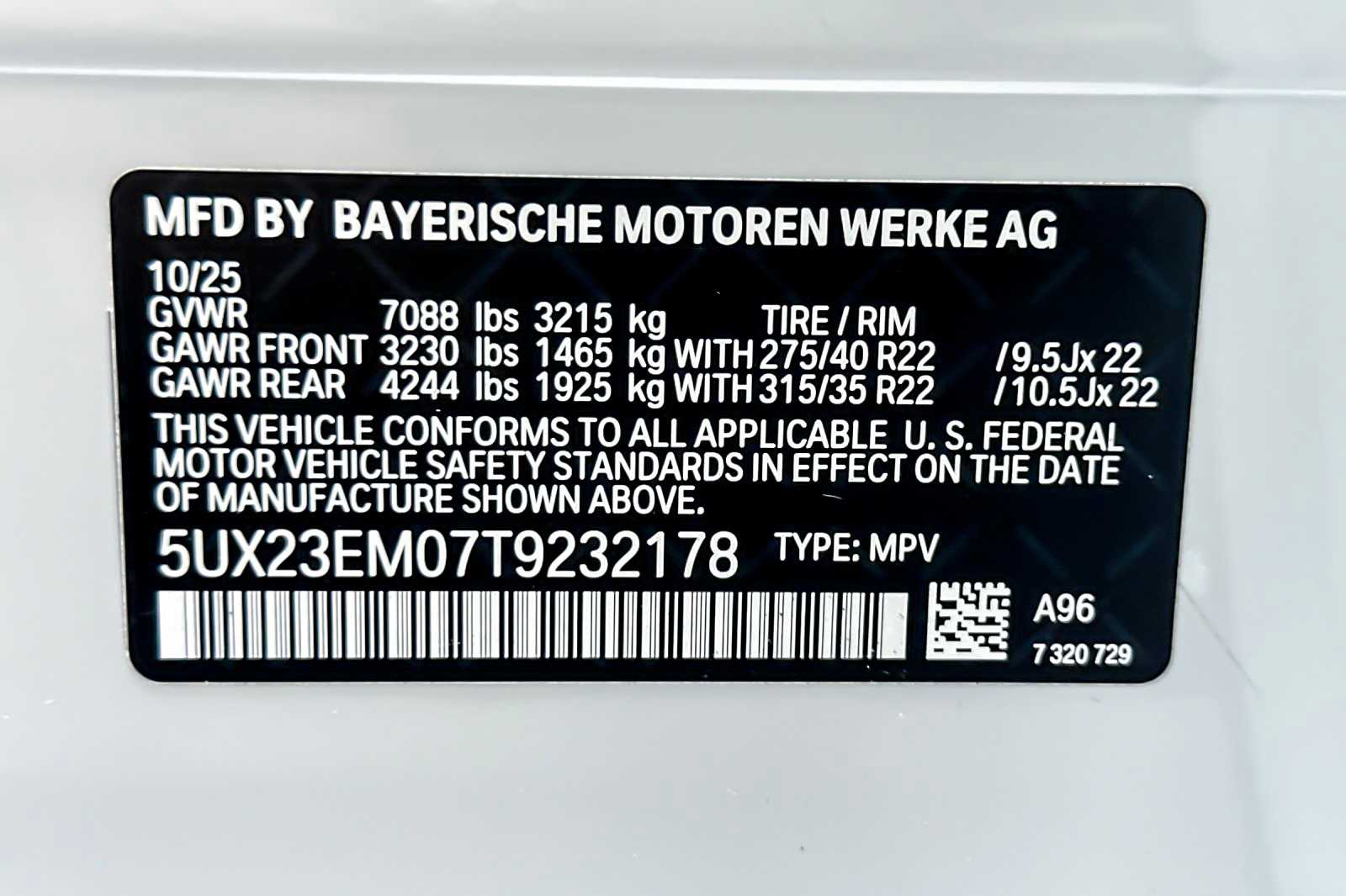 Thumbnail: 2026 BMW X7 - 27