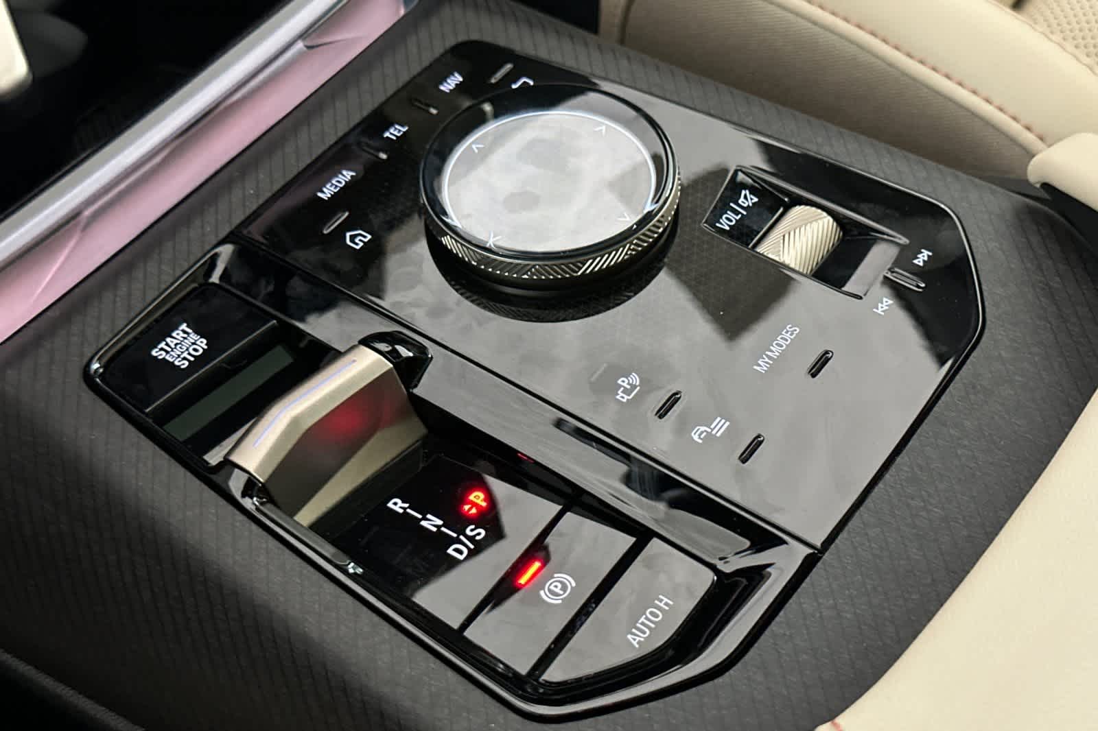 Thumbnail: 2025 BMW X3 - 22