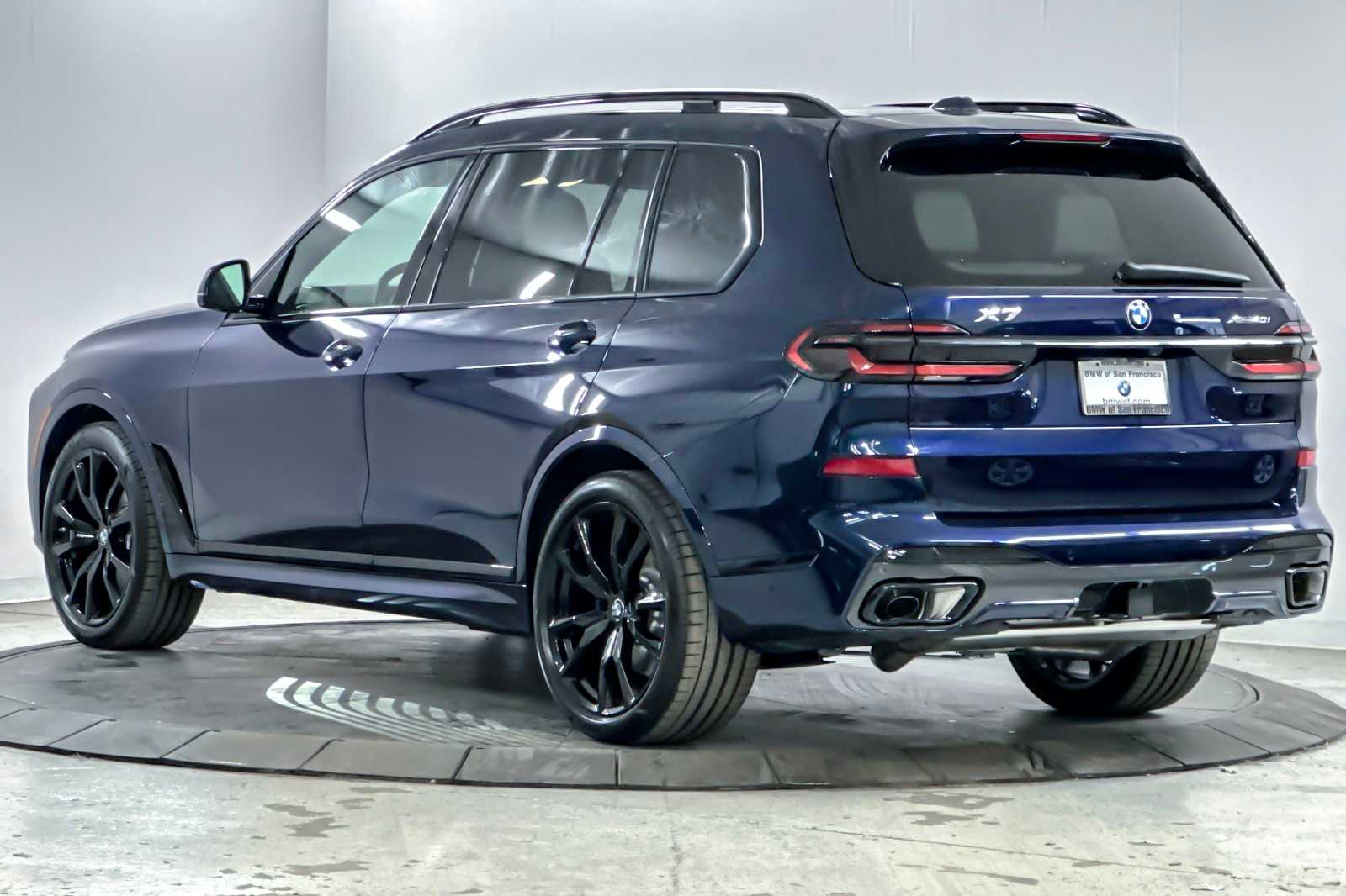 Thumbnail: 2026 BMW X7 - 6