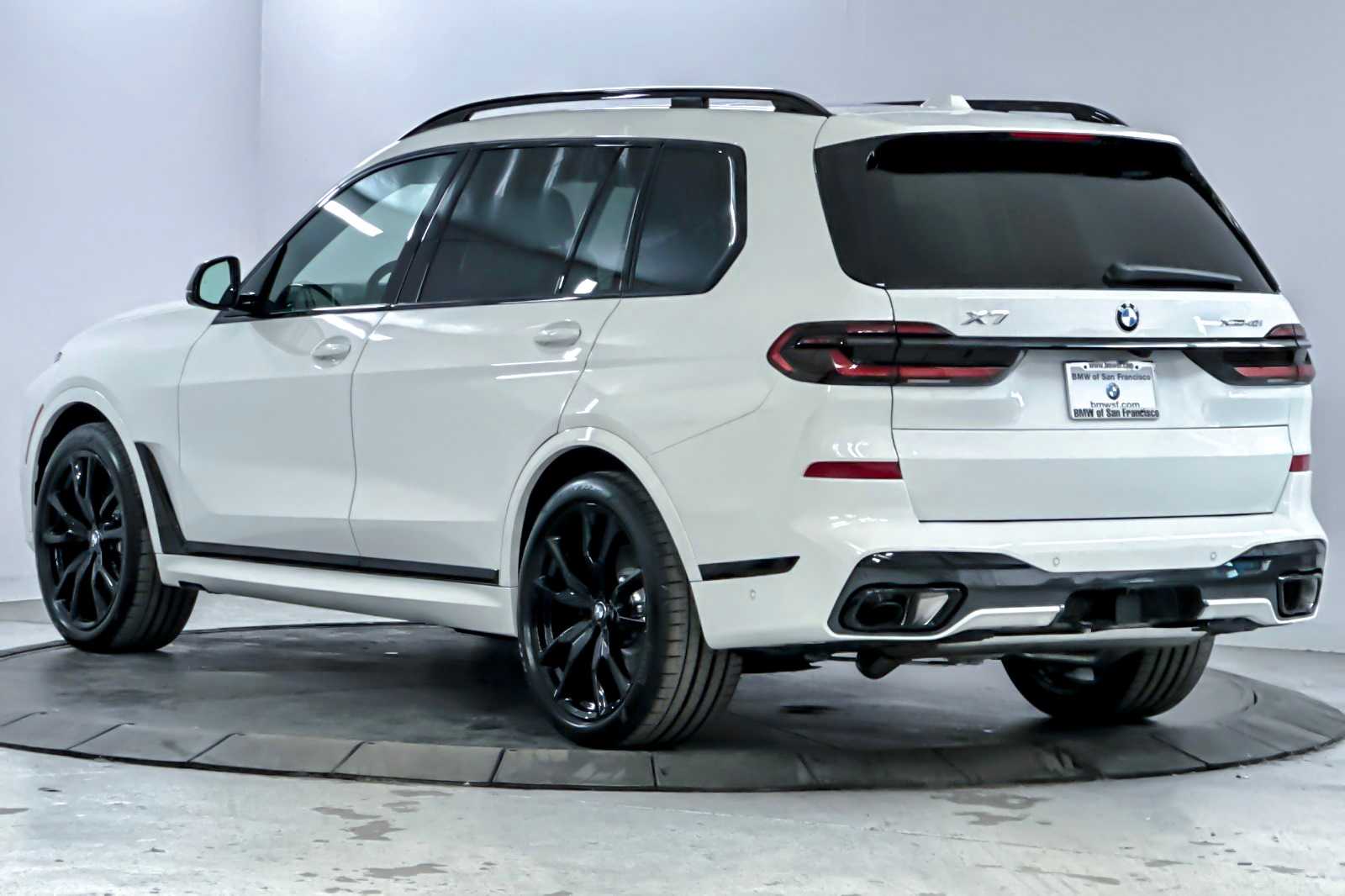 Thumbnail: 2026 BMW X7 - 6