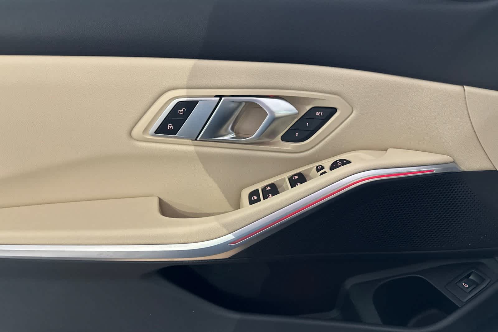 Thumbnail: 2022 BMW 3 Series - 12