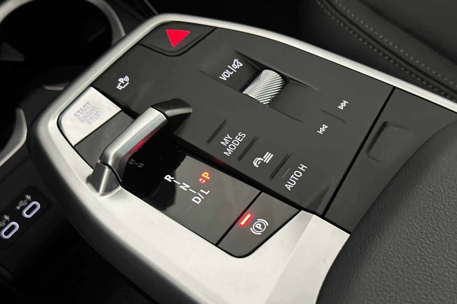 Thumbnail: 2023 BMW X1 - 22