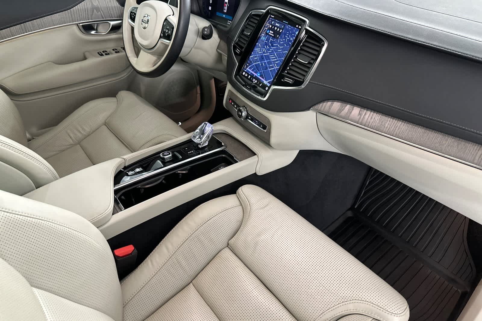 Thumbnail: 2023 Volvo XC90 - 16