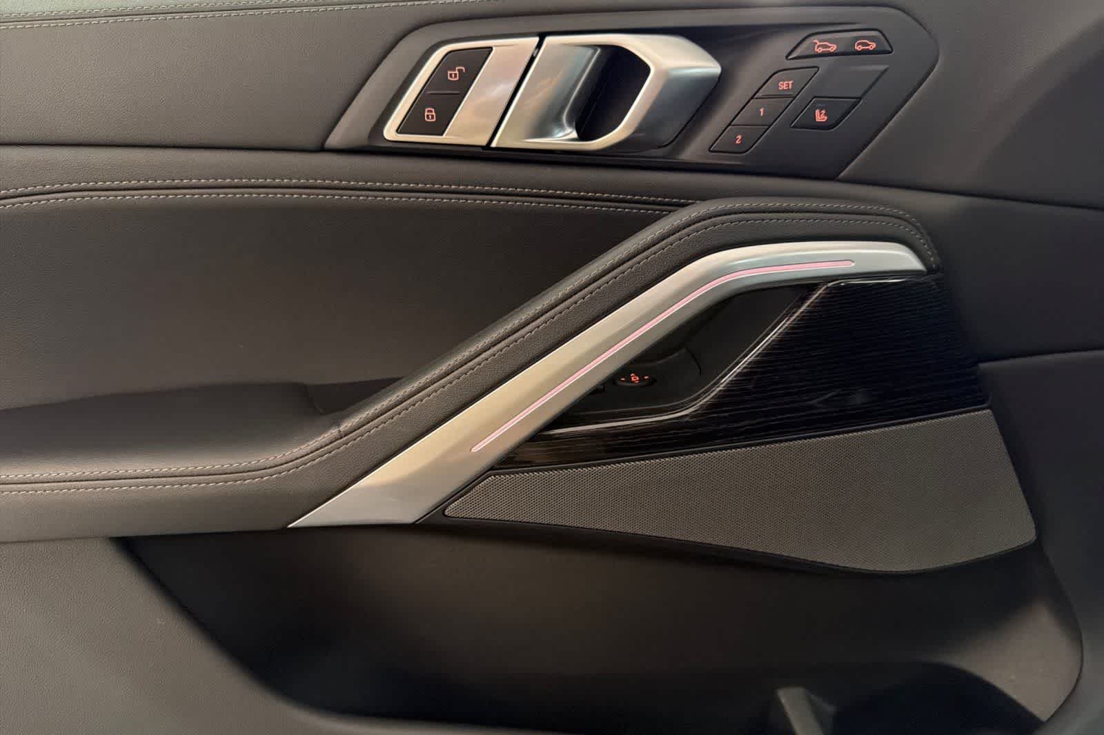 Thumbnail: 2024 BMW X6 - 12