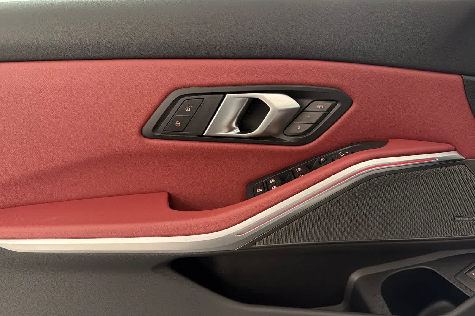 Thumbnail: 2025 BMW 3 Series - 12