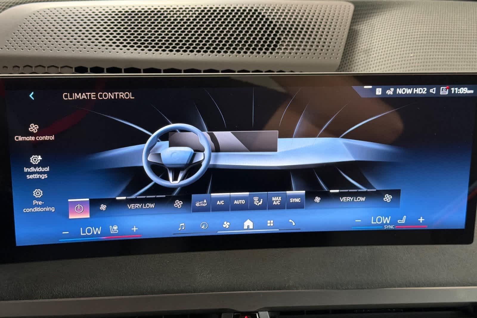 Thumbnail: 2026 BMW iX - 21