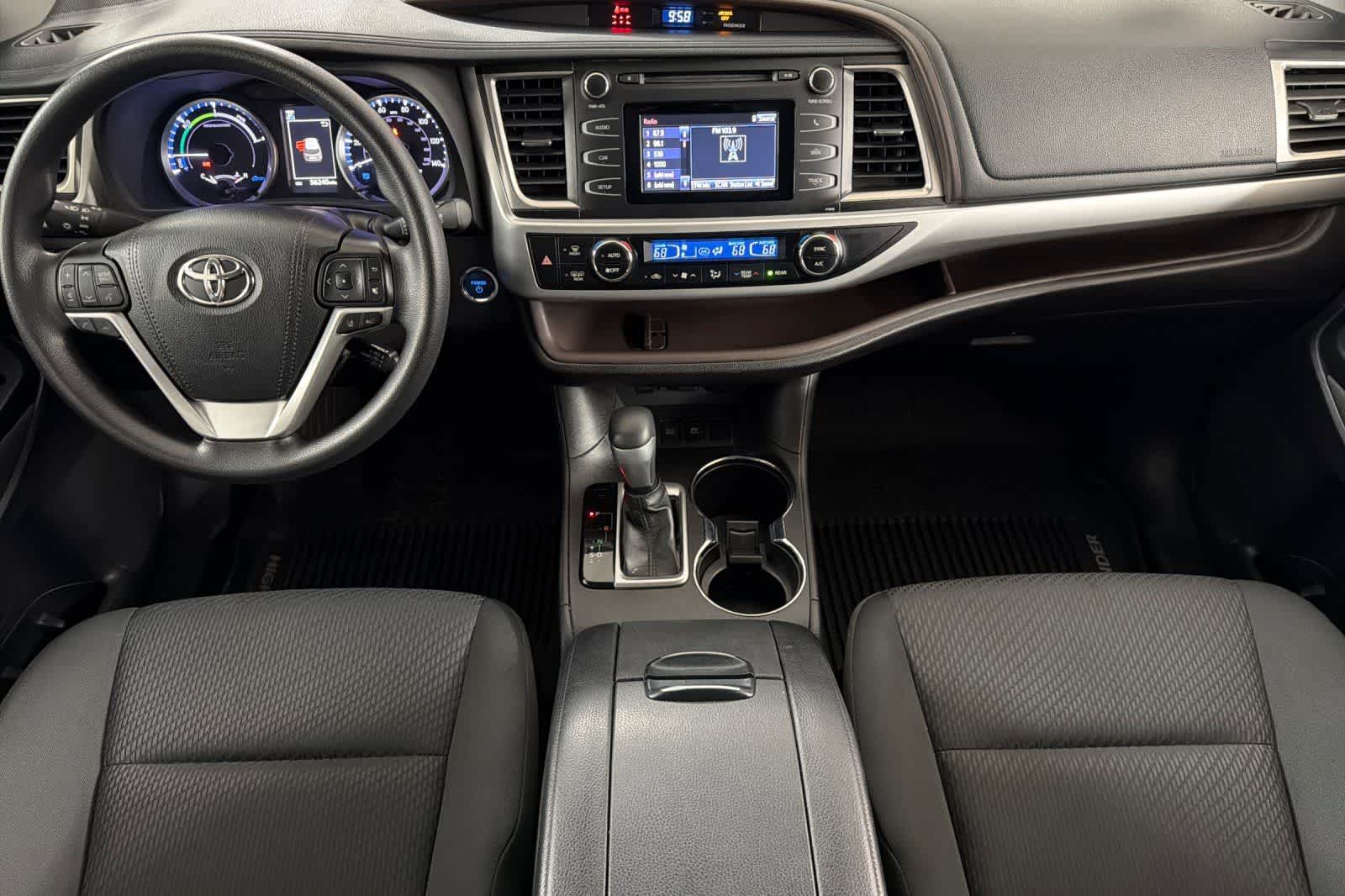 Thumbnail: 2019 Toyota Highlander - 3