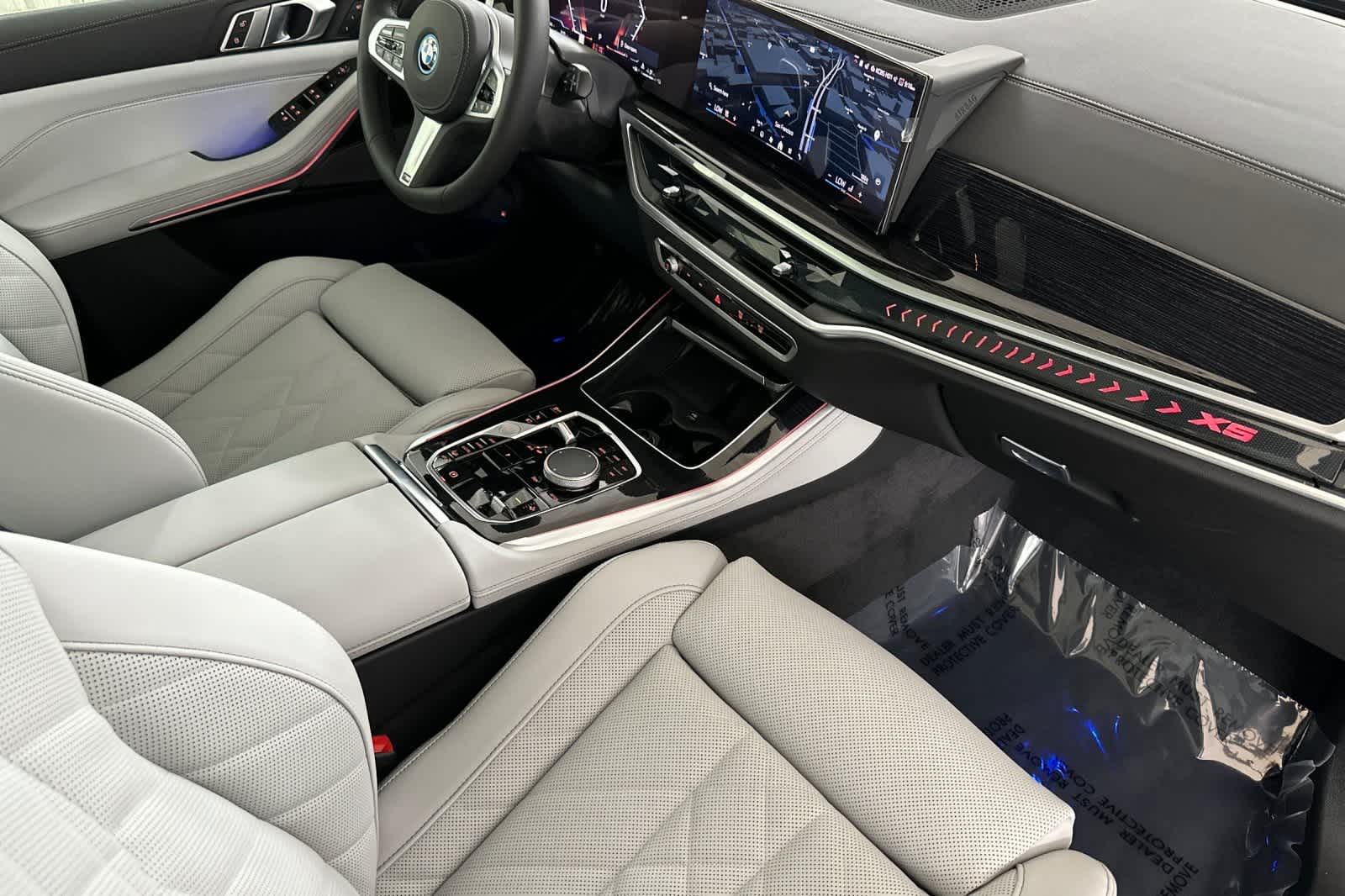 Thumbnail: 2026 BMW X5 - 16