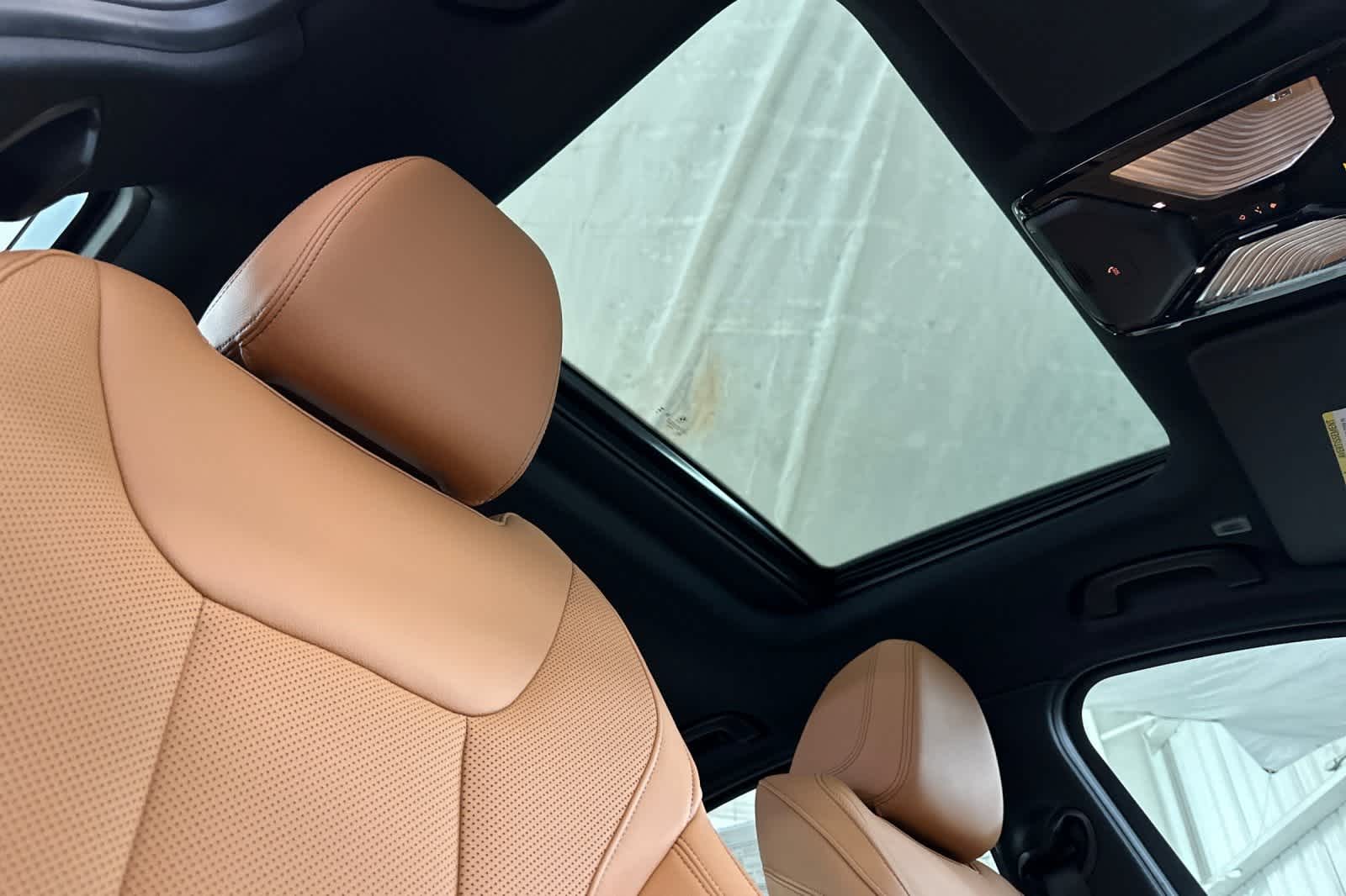 Thumbnail: 2026 BMW 3 Series - 16