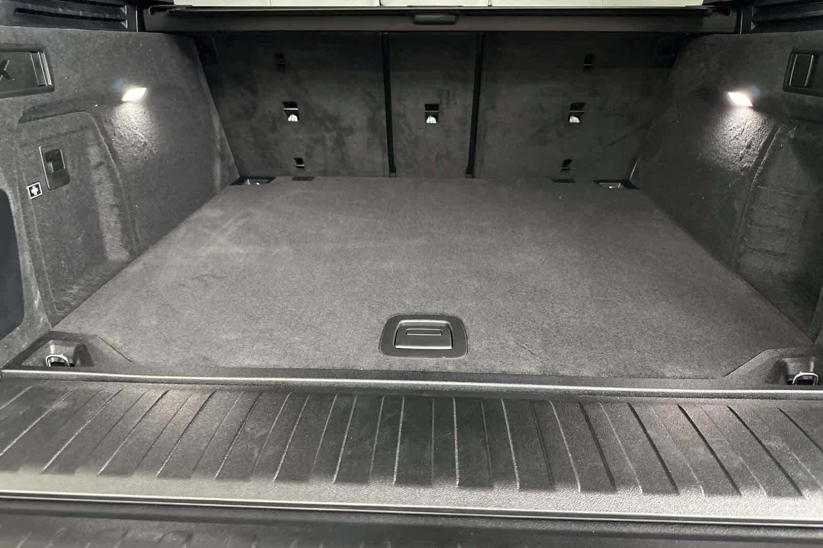 Thumbnail: 2026 BMW X5 - 15