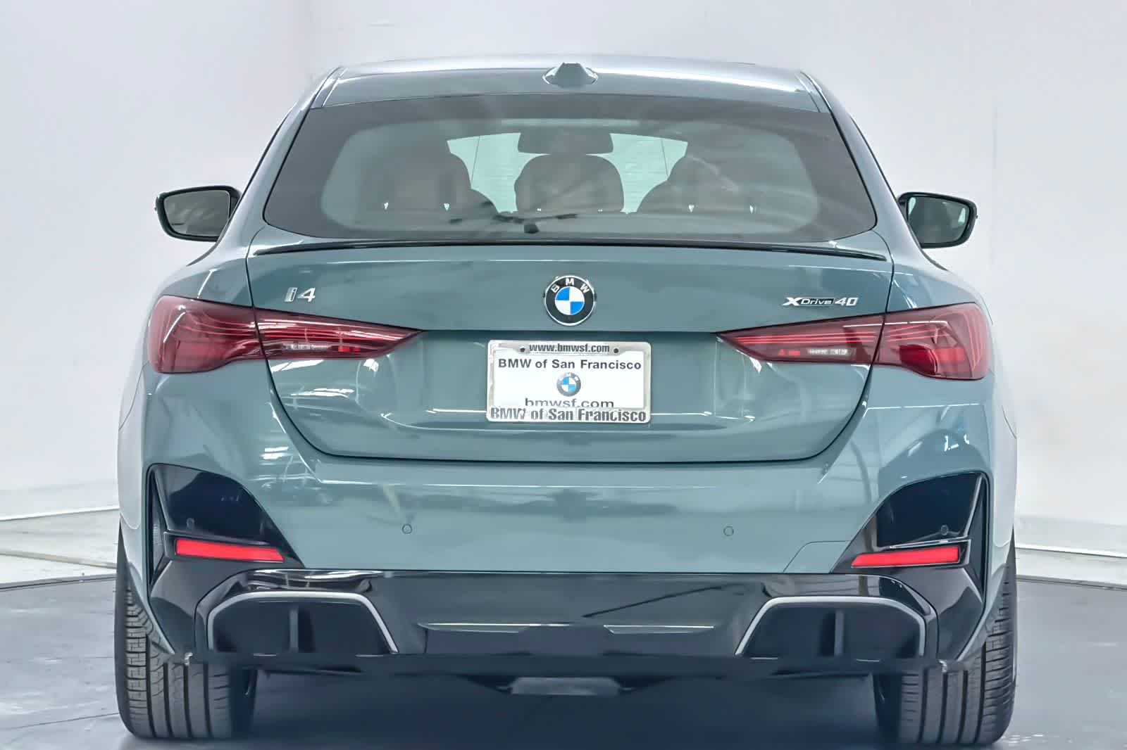Thumbnail: 2026 BMW i4 - 7