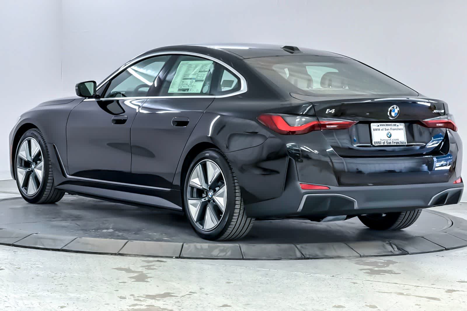 Thumbnail: 2026 BMW i4 - 6