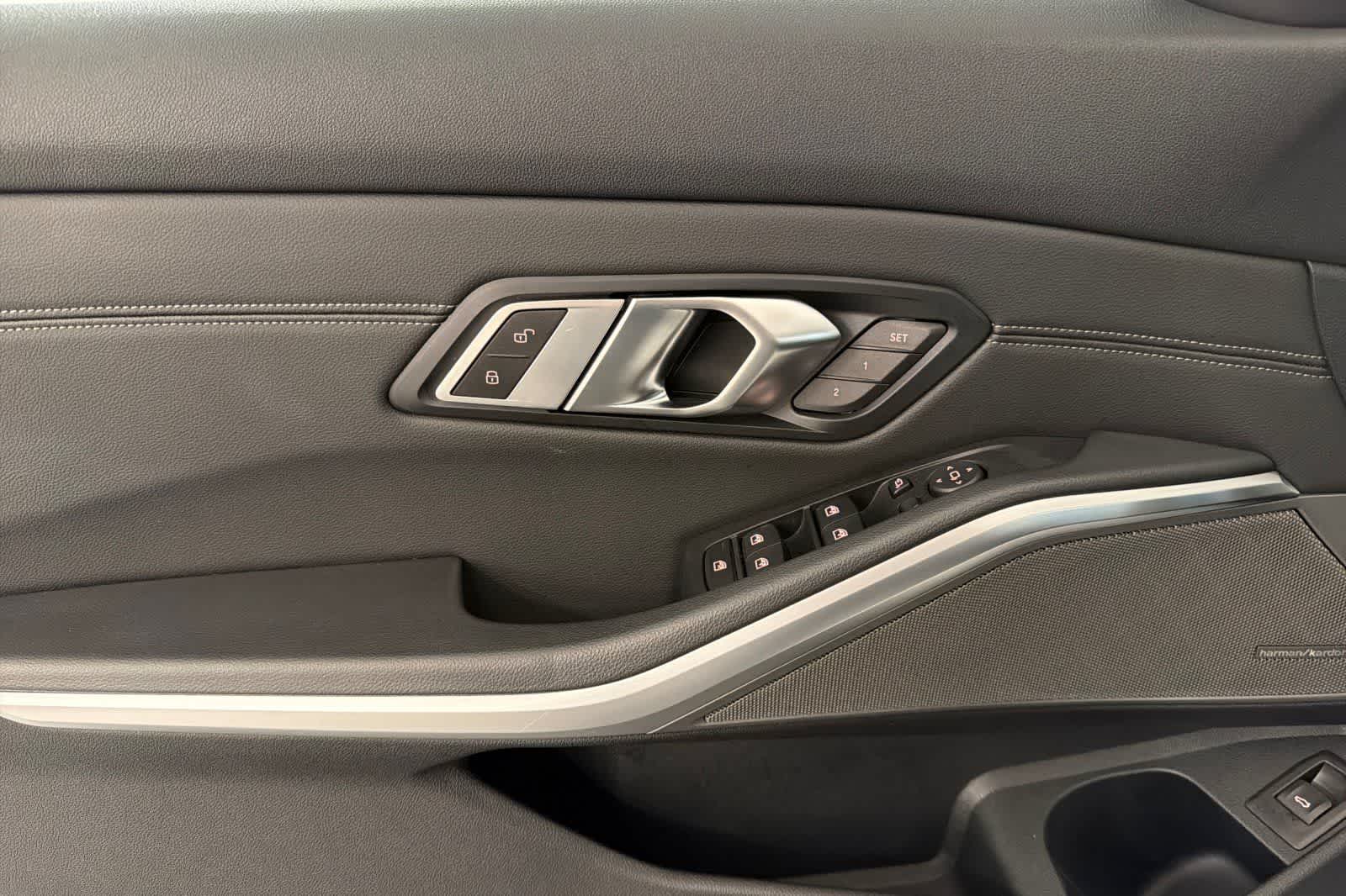 Thumbnail: 2019 BMW 3 Series - 12