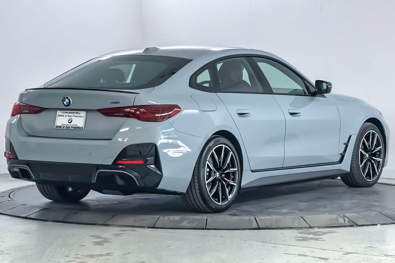 Thumbnail: 2026 BMW i4 - 2