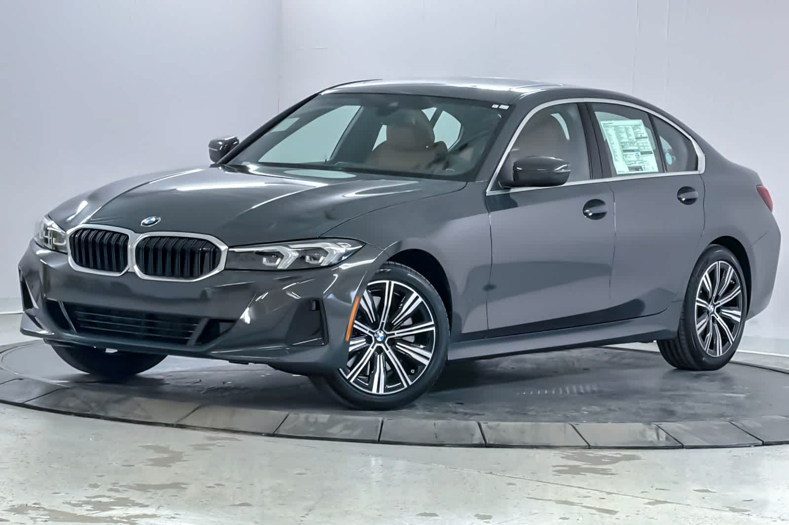 Thumbnail: 2026 BMW 3 Series - 1