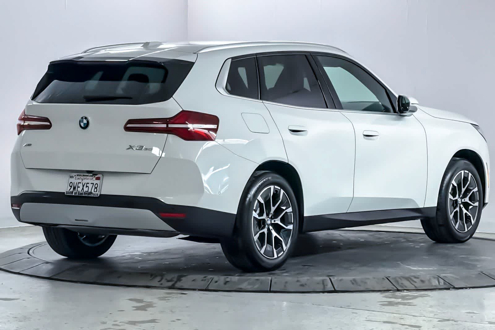 Thumbnail: 2026 BMW X3 - 2
