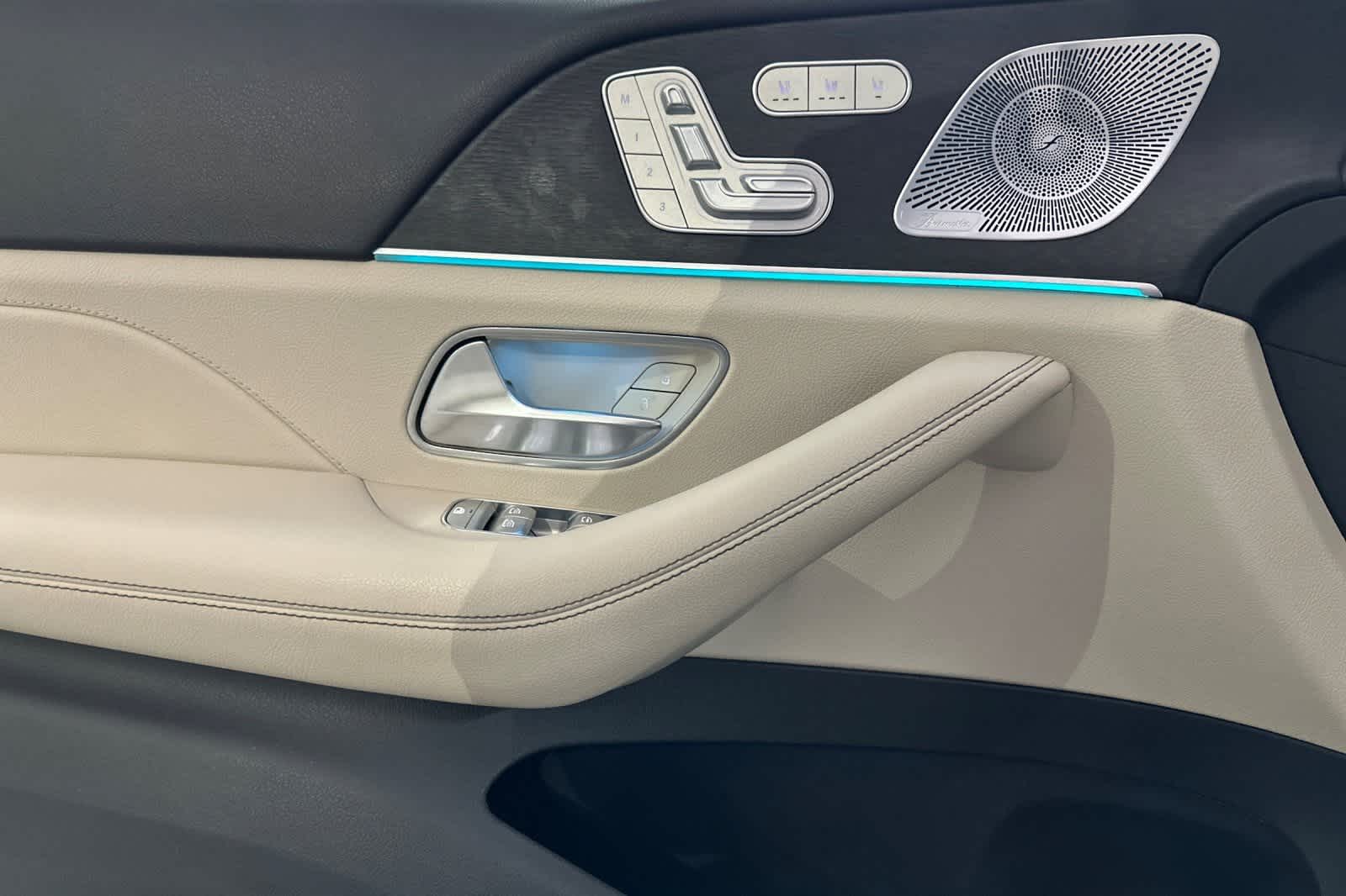 Thumbnail: 2020 Mercedes-Benz GLS - 12