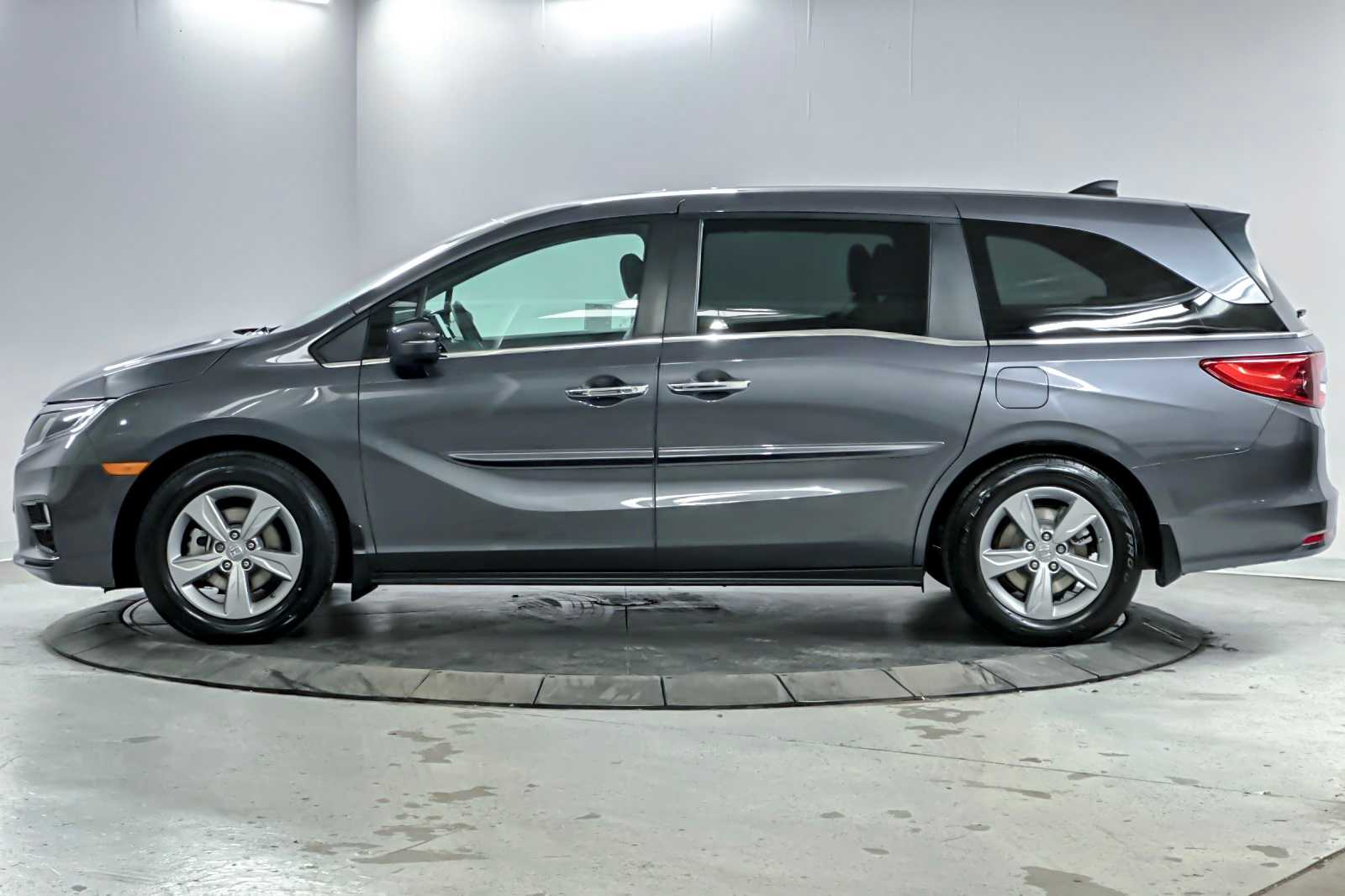 Thumbnail: 2019 Honda Odyssey - 5