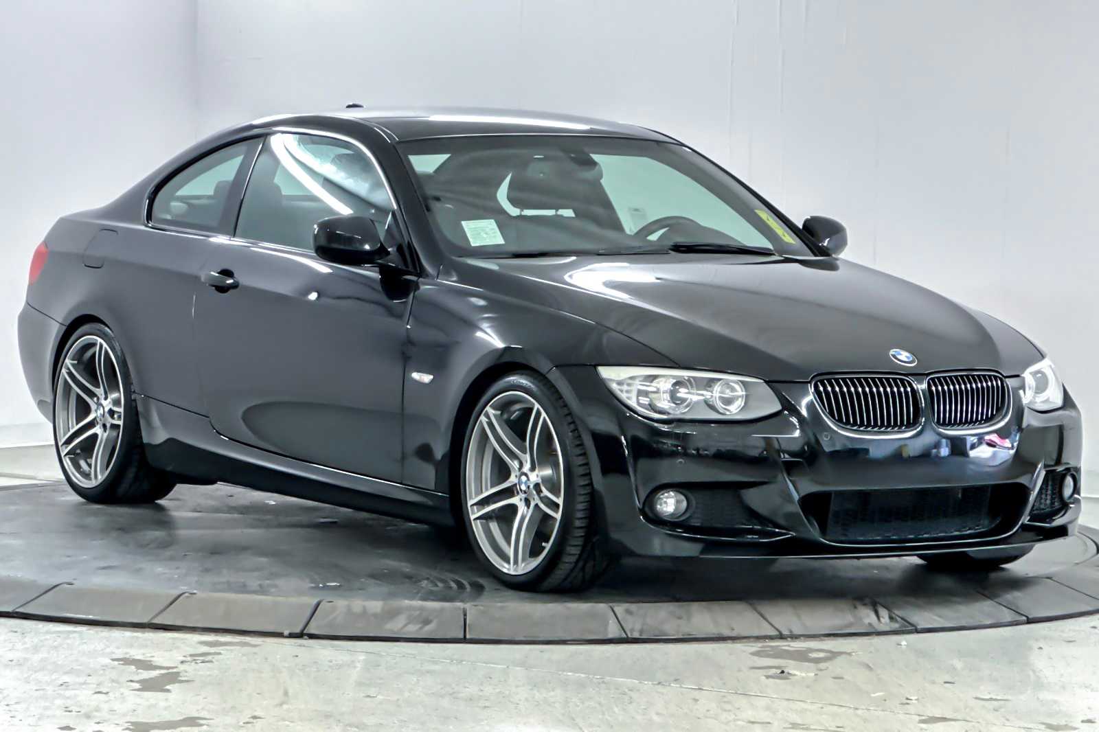 Thumbnail: 2012 BMW 3 Series - 9