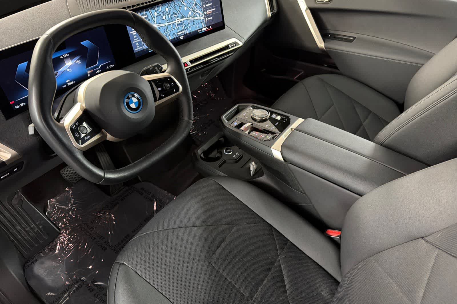 Thumbnail: 2023 BMW iX - 11