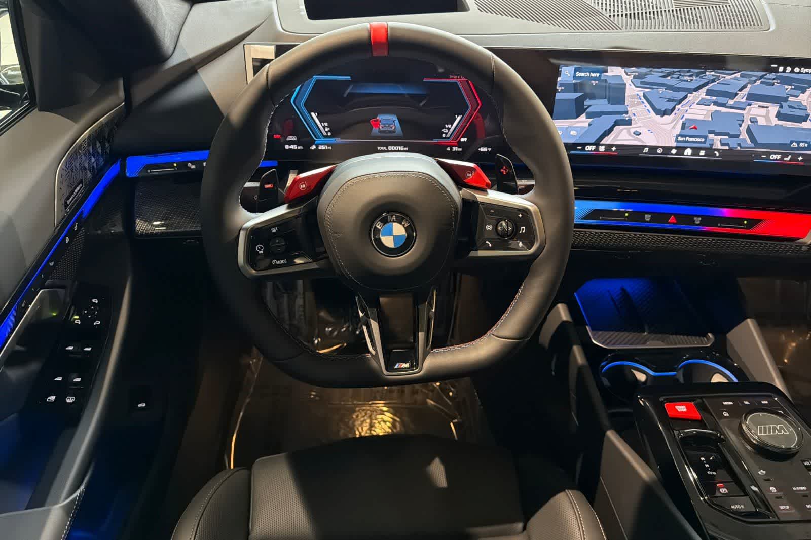 Thumbnail: 2026 BMW M5 - 14