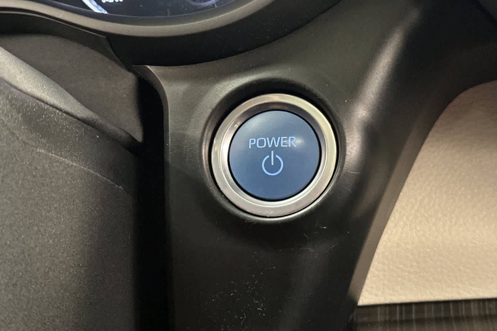 Thumbnail: 2024 Toyota Sienna - 22