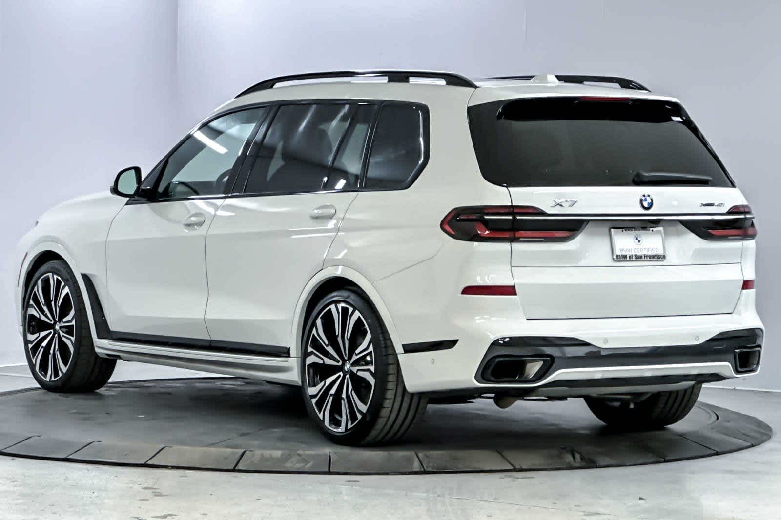 2023 BMW X7 xDrive40i 6