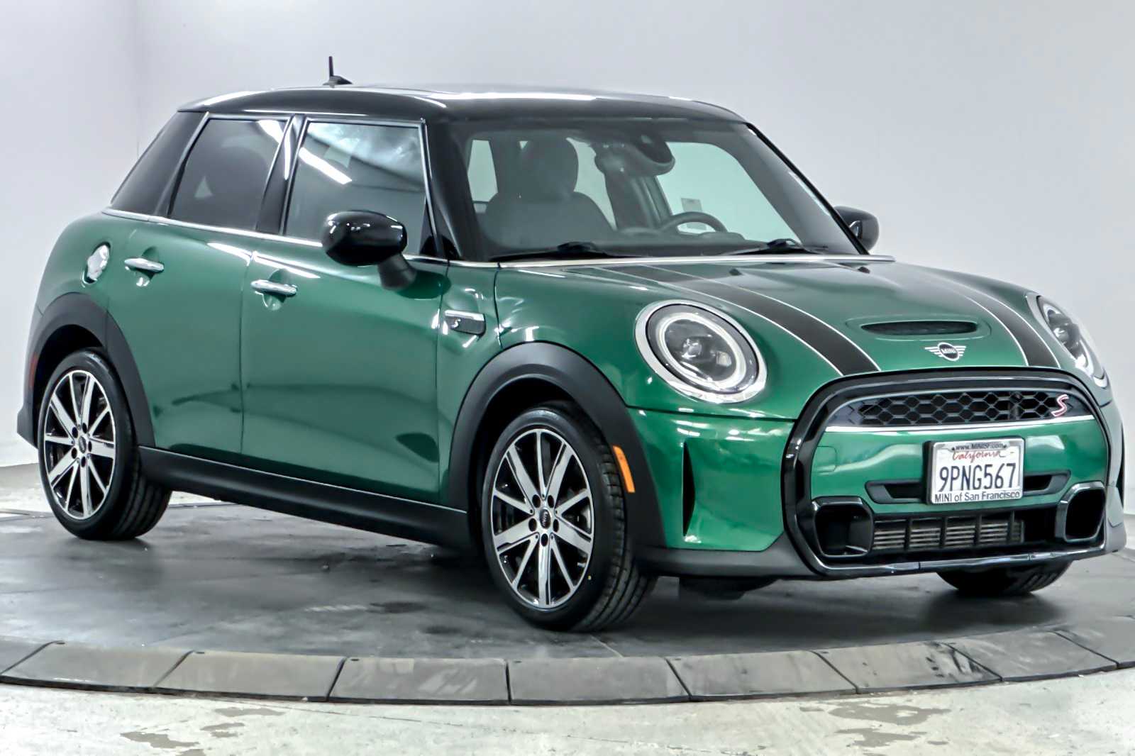 Thumbnail: 2023 MINI Cooper Hardtop - 9