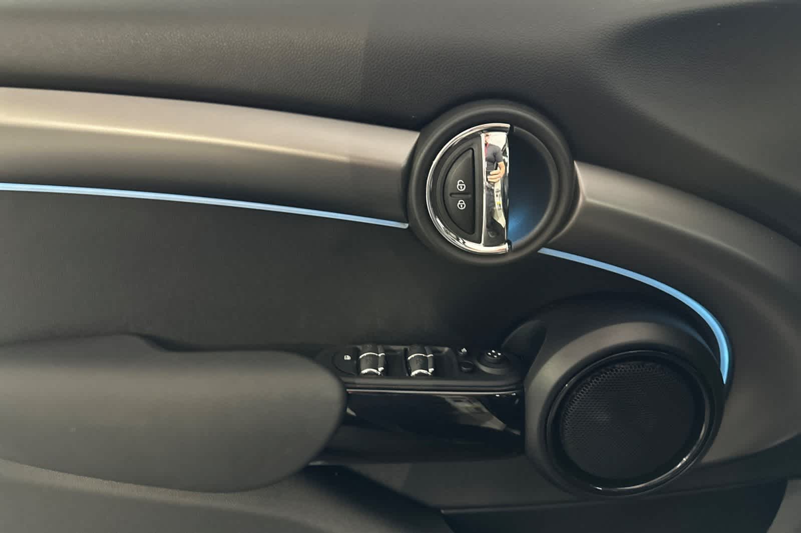 Thumbnail: 2023 MINI Cooper Hardtop - 12