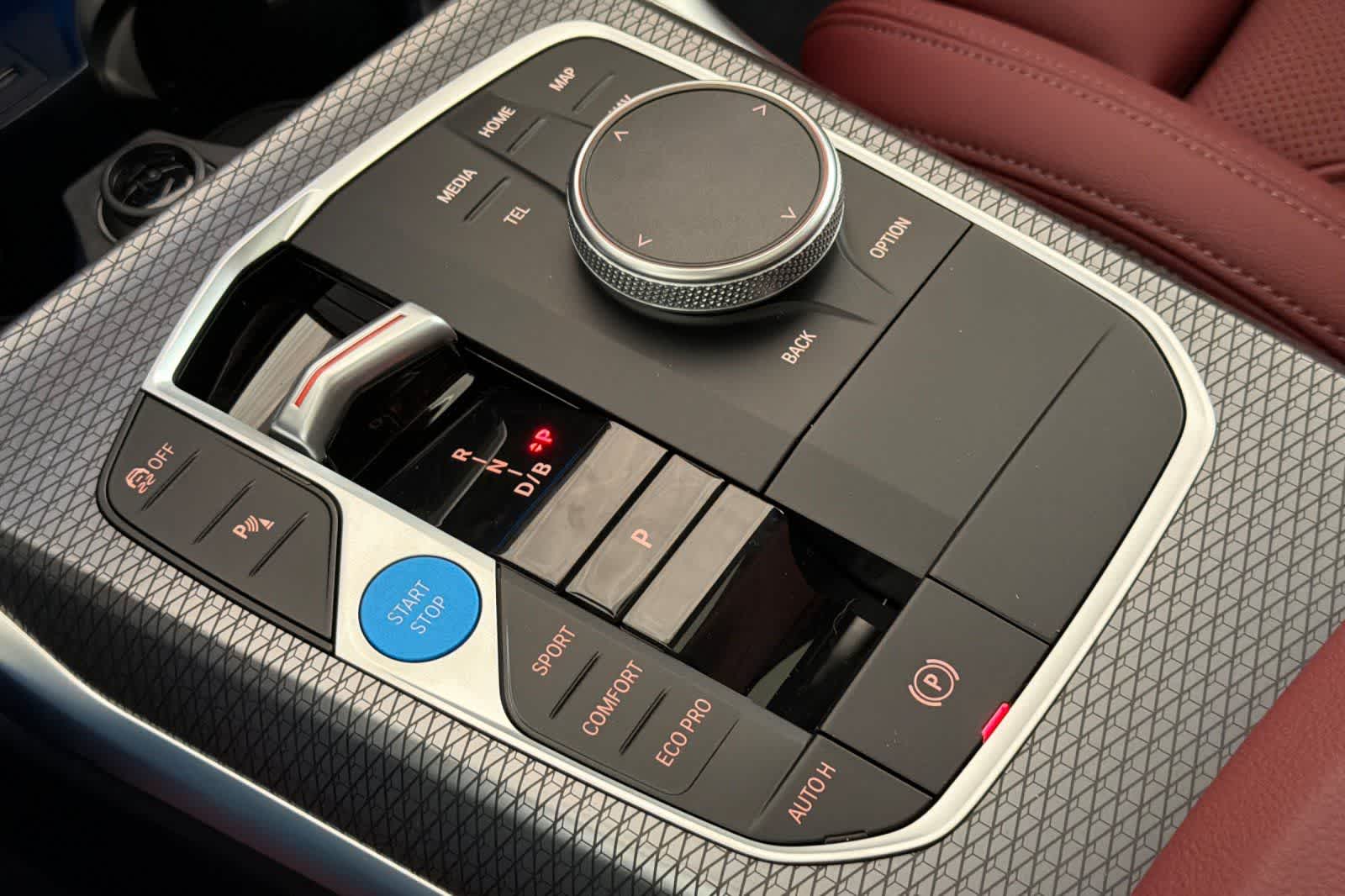 Thumbnail: 2026 BMW i4 - 21