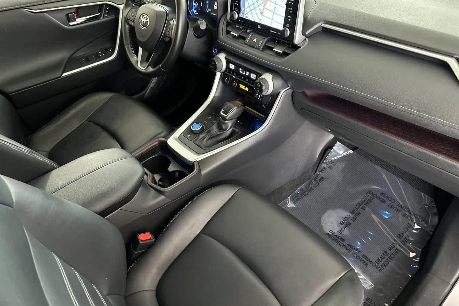 Thumbnail: 2019 Toyota RAV4 - 16