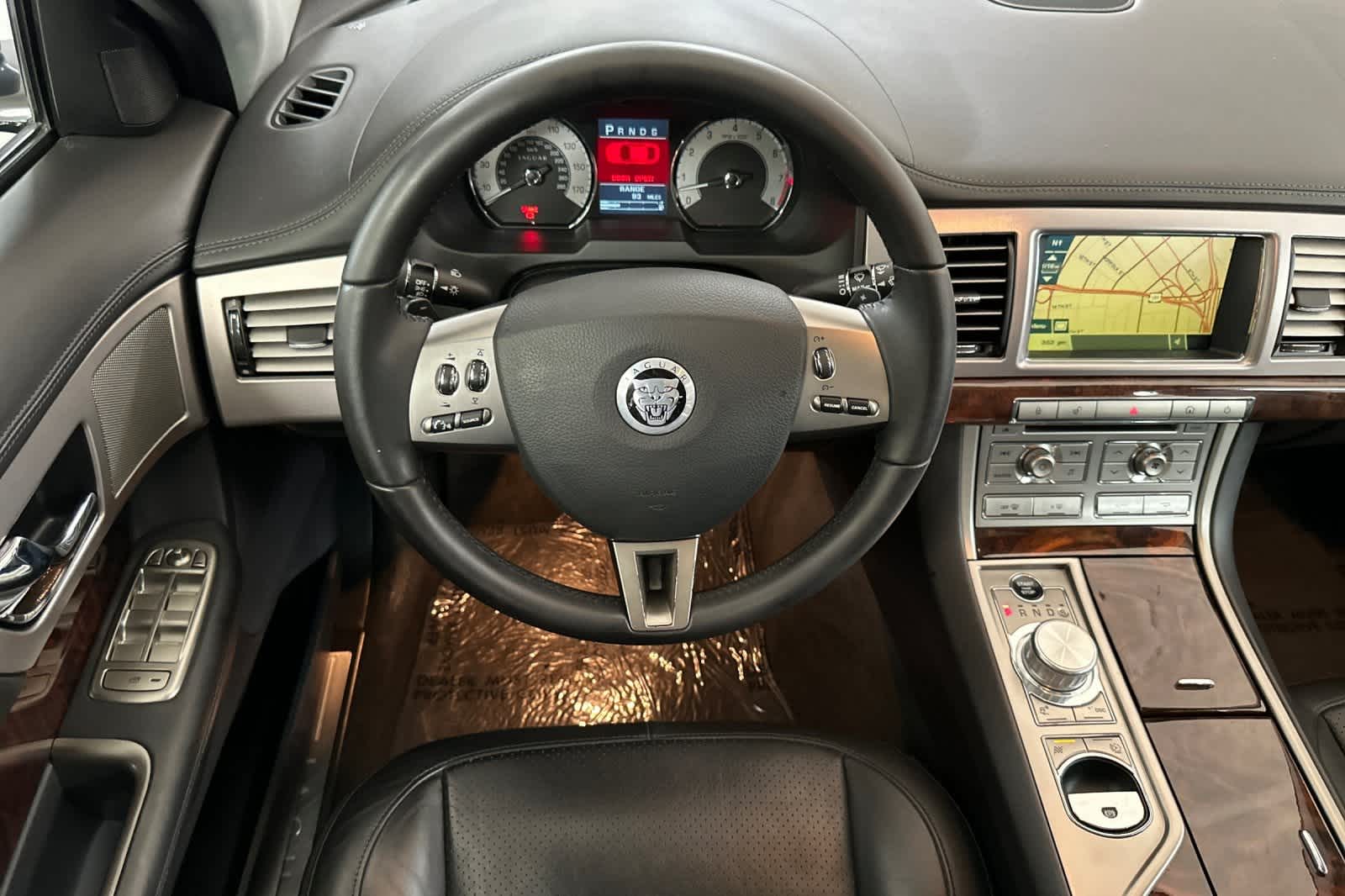 Thumbnail: 2011 Jaguar XF - 14