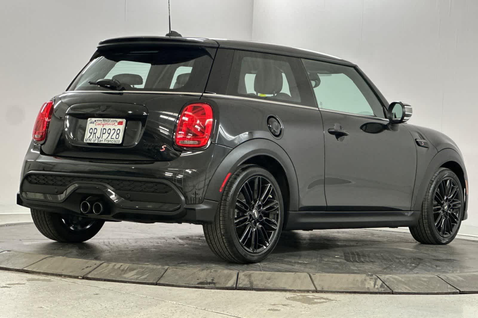 2023 MINI Cooper Hardtop S 2
