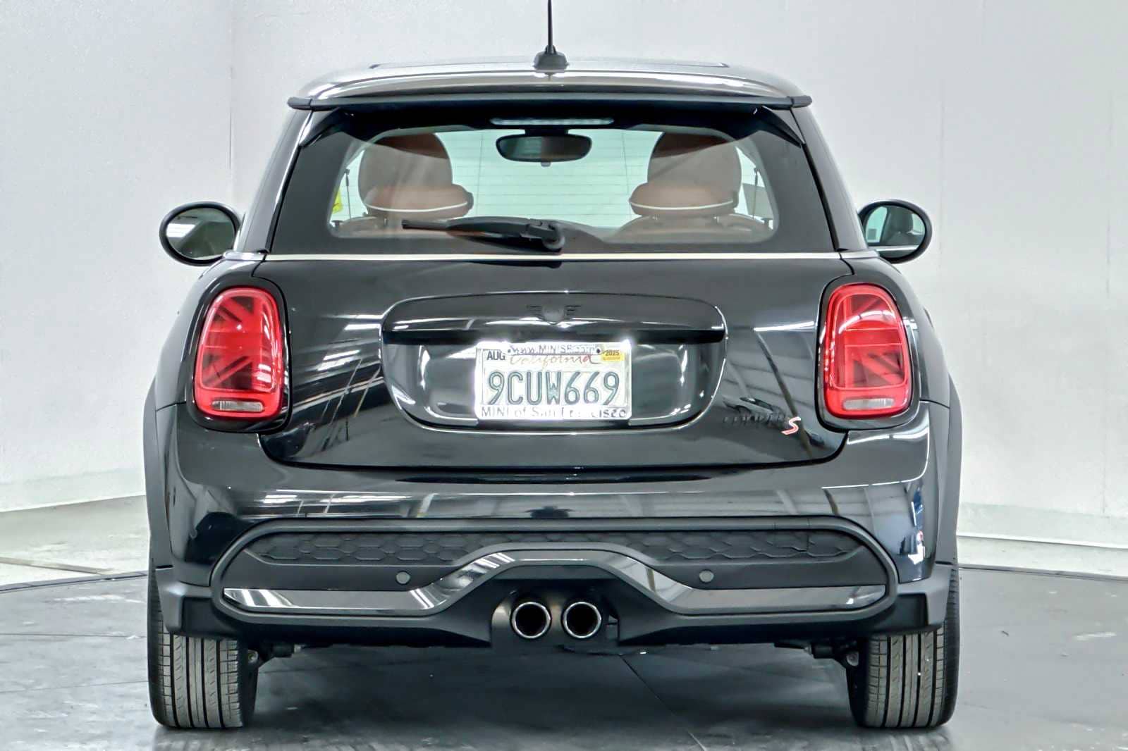 Thumbnail: 2023 MINI Cooper Hardtop - 7