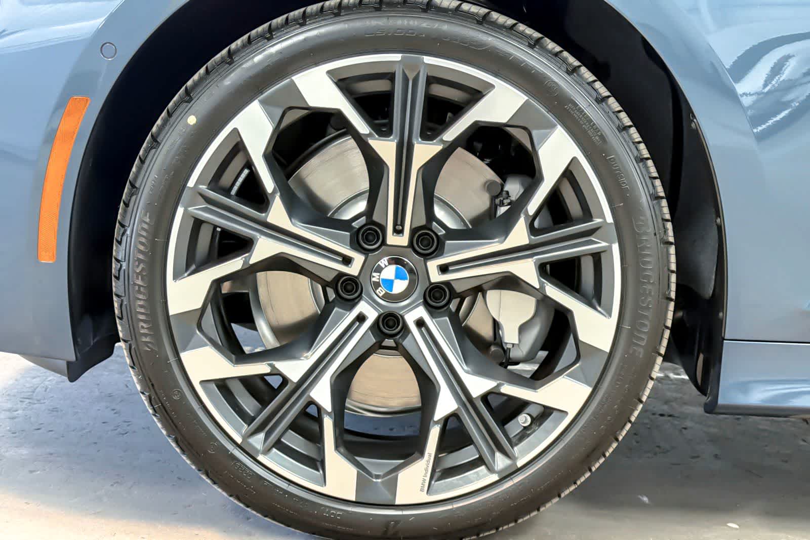 Thumbnail: 2026 BMW 3 Series - 24