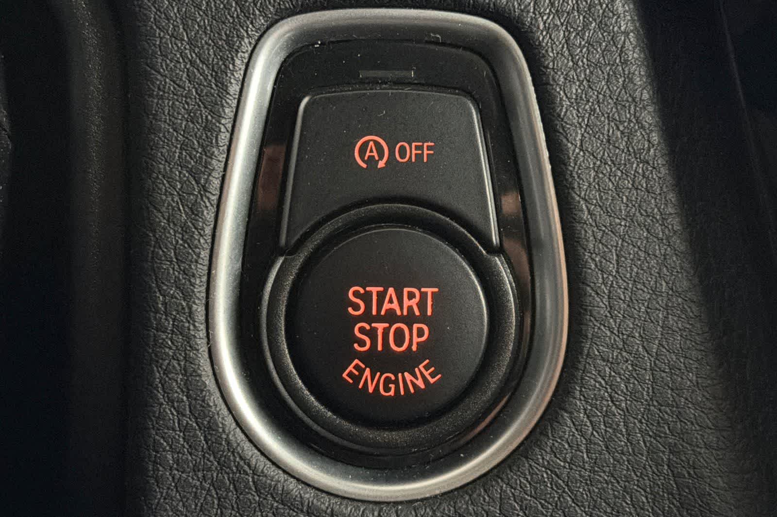 Thumbnail: 2016 BMW 3 Series - 21