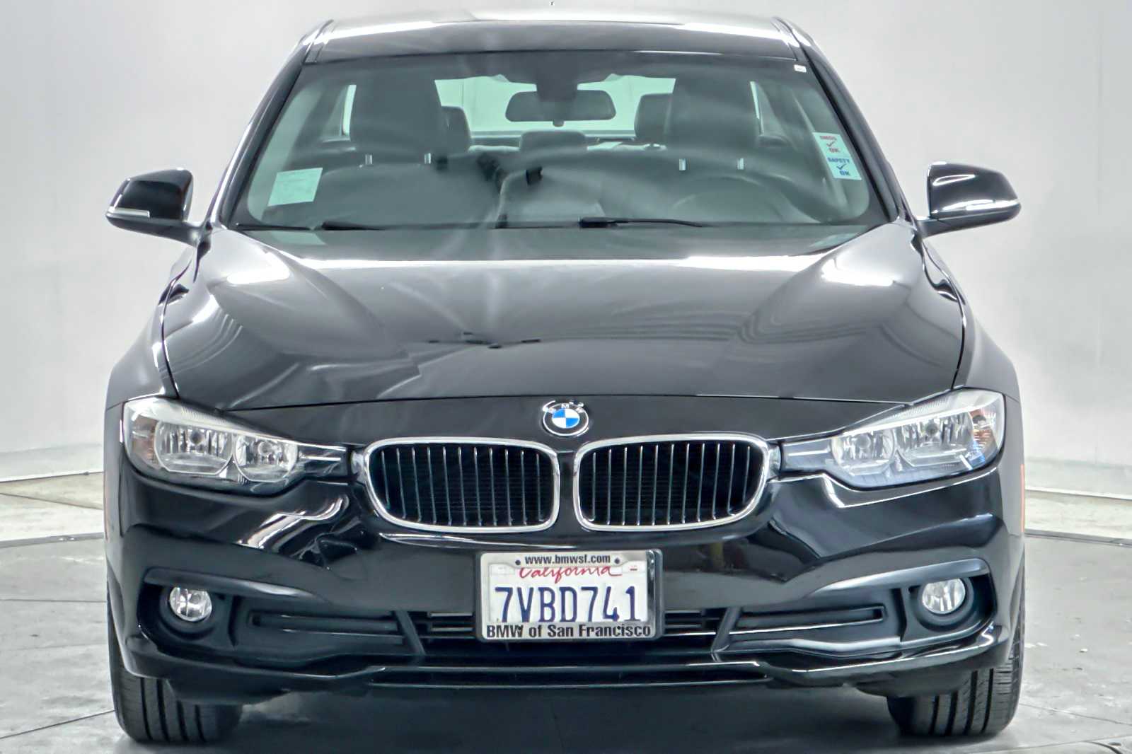 Thumbnail: 2016 BMW 3 Series - 10