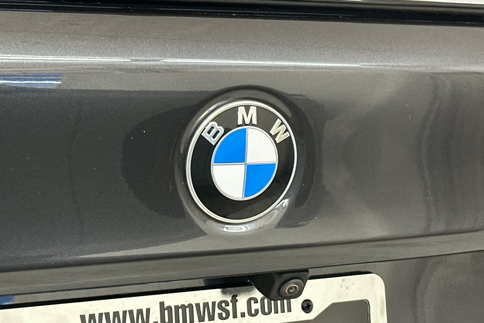 Thumbnail: 2023 BMW 5 Series - 27