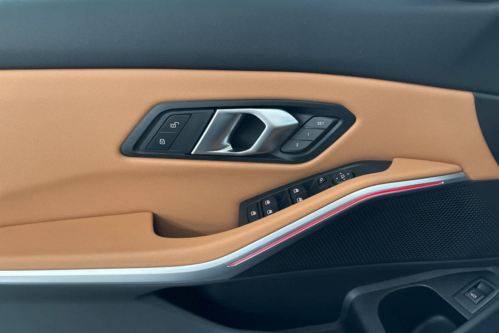 Thumbnail: 2025 BMW 3 Series - 12